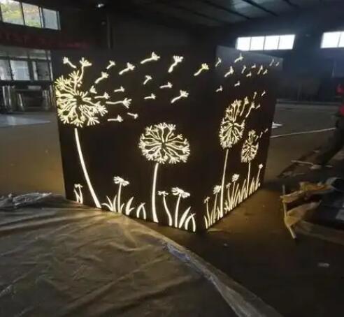 梅列耐候钢灯箱